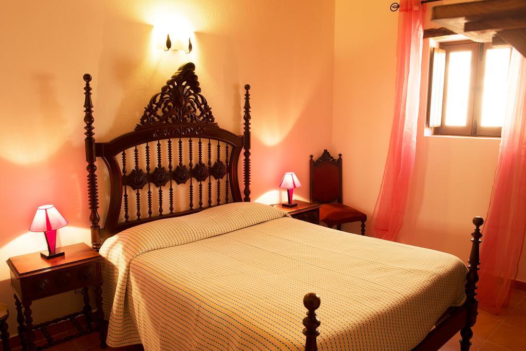 Recanto Da Ribeira Casas De Campo Monchique Cameră foto